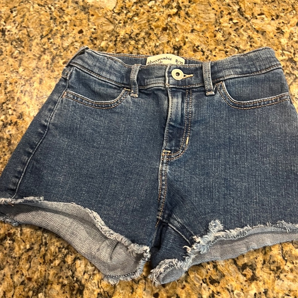 Abercrombie Kids denim shorts, size 9/10